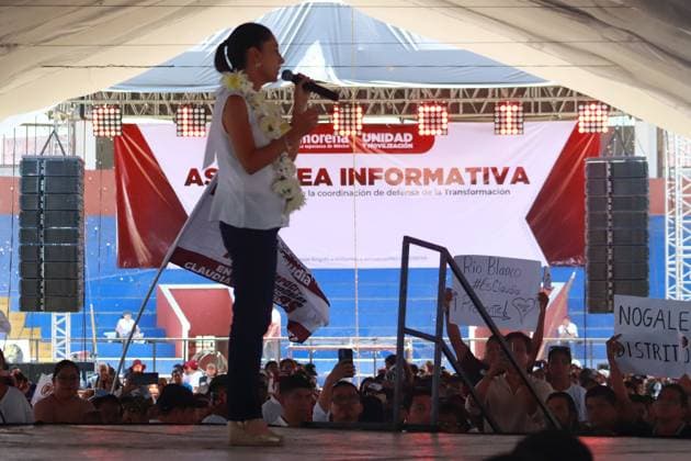 August 11, 2023 in Ciudad Mendoza, Veracruz, Mexico: The candidate for the coordination of defense of the transformation, Claudia Sheinbaum Pardo, attends a rally of the definition process, in the labor effort field of Ciudad Mendoza. On August 11, 2023 in Ciudad Mendoza, Mexico. Ciudad Mendoza Mexico - ZUMAe321 20230811_zia_e321_049 Copyright: xCarlosxSantiagox