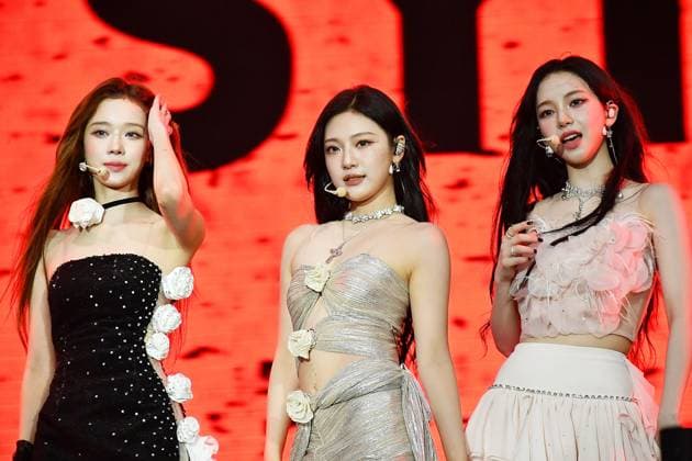 August 11, 2023, San Francisco, California, United States: aespa - Karina, Winter and Ningning perform on the Lands End Stage during Day 1 of Outside Lands Music Festival on Friday August 11th, 2023 in San Francisco, California. San Francisco United States - ZUMAs181 20230811_zea_s181_145 Copyright: xCaseyxFlaniganx