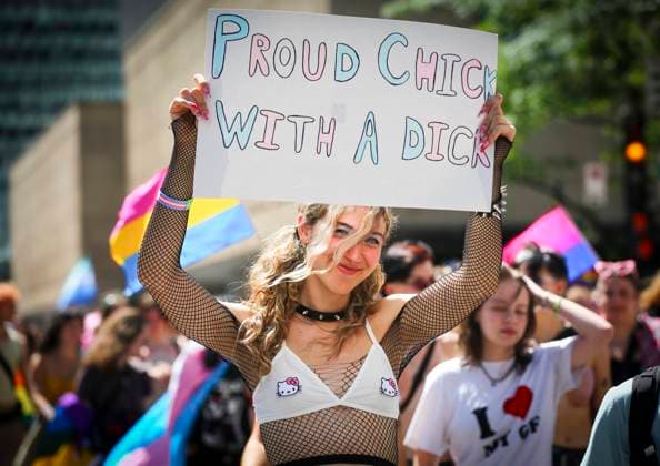 News Themen der Woche KW32 News Bilder des Tages August 13, 2023, Montreal, Quebec, Canada: Montreal Pride Parade draws thousands for 2023 event after last yearÃ¢â‚¬â ¢s abrupt cancellation. Just a year after being canceled at the last minute, Montreal s Pride Parade organisators made it big this summer. With 15,500 people taking part in its parade, Montreal Pride announced that it was experiencing Ã¢â‚¬oea record yearÃ¢â‚¬Â on Sunday afternoon. Montreal Canada - ZUMAs278 20230813_zip_s278_016 Copyright: xSerkanxSenturkx