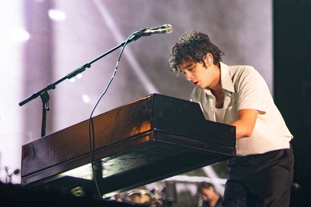 August 13, 2023, San Francisco, California, United States: The 1975 - Matt Healy performs during Day 3 of Outside Lands Music Festival on Sunday August 13th, 2023 in San Francisco, California. San Francisco United States - ZUMAs181 20230813_zea_s181_084 Copyright: xAnniexLesserx