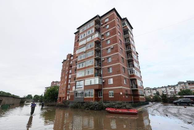 News Themen der Woche KW33 RUSSIA, PRIMORYE REGION - AUGUST 15, 2023: A view shows the neighbourhood of Sem Vetrov Seven Winds in the flood-hit city of Ussuriysk, 80km north of Vladivostok. Yuri Smityuk TASS  61084891