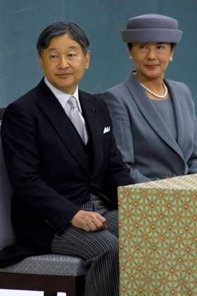 Kaiser Naruhito und Kaiserin Masako bei der Gedenkfeier für die Kriegstoten des Zweiten Weltkriegs anlässlich des 78. Jahrestages der Kapitulation Japans im Nippon Budokan. Tokio, 15.08.2023 *** Emperor Naruhito and Empress Masako at the commemoration ceremony for the war dead of World War II on the occasion of the 78th anniversary of Japans surrender at the Nippon Budokan Tokyo, 15 08 2023. Foto:xK.xNarax xFuturexImage