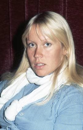 Agnetha F?ltskog of ABBA, in close-up, wearing blue striped shirt and white scarf, 1970s. Photo: Oscar Abolafia Everett Collection (agnethafaltskoq012)OSAB001 J4801 PUBLICATIONXNOTxINxCANxCHNxFRAxITAxJPNxNORxPOLxRUSxESPxUKxUSA Copyright: xx OSAB001 J4801 OSAB001_J4801_H