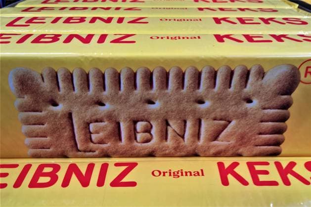 Leibniz Original Keks der Bahlsen GmbH und Co KG, deutsches Familienunternehmen der Backwarenbranche mit Sitz in Hannover *** Leibniz Original Keks of Bahlsen GmbH und Co KG, German family-owned company in the baked goods industry based in Hanover