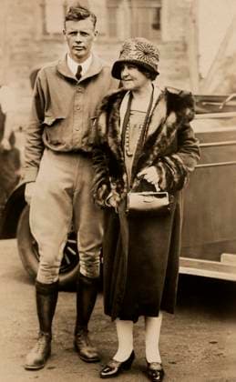 October 25, 2013, USA: Charles Lindbergh with his mother Evangeline Lindbergh, full-length portrait, Underwood & Underwood, 1927 USA - ZUMAg145 20131025_zap_g145_065 Copyright: xJTxVintagex