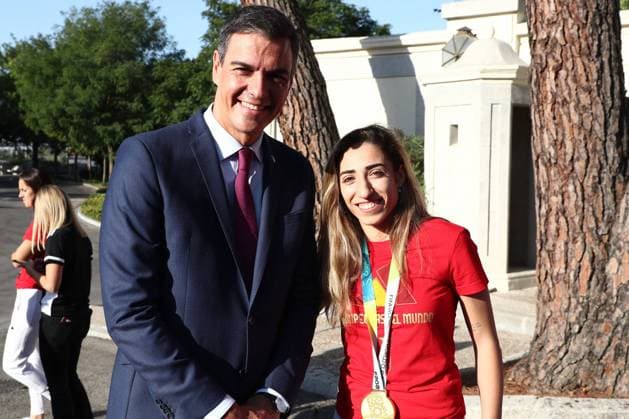 The President of the Spanish Government, Pedro Sánchez, during a meeting with the Spanish womens national soccer team as the winner of the World Cup in Madrid August 22, 2023 Pedro Sanchez receives the womens national soccer team at the Moncloa after their victory in the World Cup Cordon Press  Fernando.Calvo