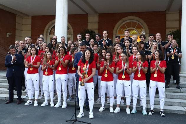 The President of the Spanish Government, Pedro Sánchez, during a meeting with the Spanish womens national soccer team as the winner of the World Cup in Madrid August 22, 2023 Pedro Sanchez receives the womens national soccer team at the Moncloa after their victory in the World Cup Cordon Press  Fernando.Calvo