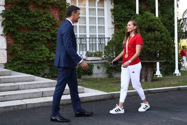 The President of the Spanish Government, Pedro Sánchez, during a meeting with the Spanish womens national soccer team as the winner of the World Cup in Madrid August 22, 2023 Pedro Sanchez receives the womens national soccer team at the Moncloa after their victory in the World Cup Cordon Press  Fernando.Calvo