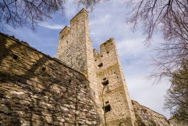 Sweden, Gotland Island, Visby, 12th century city wall, most complete medieval city wall in Europe  Copyright: xWalterxBibikowx x EU28 WBI0647