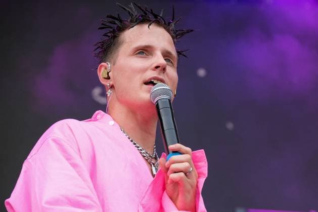 Music Concert - Call Me Karizma - The Francis Tour Europe 2023 Call Me Karizma, stage name of Morgan Parriott during his live performs at AMA Music Festival on August 26, 2023 in Romano dÃ¢& x80;& x99;Ezzelino, Vicenza, Italy. Romano d Ezzelino Italy  Copyright: xIPA ABACAx BRIPA20230827_185 IPA ABACAx BRIPA20230827_185