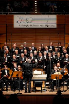 Conductor Richard Egarr Final concert Handels Messiah , K189, Schleswig Holstein Music Festival, 27 08 23 Lübeck Schleswig Holstein Germany Copyright: xAgentur54Gradx xFelixxKoenigx