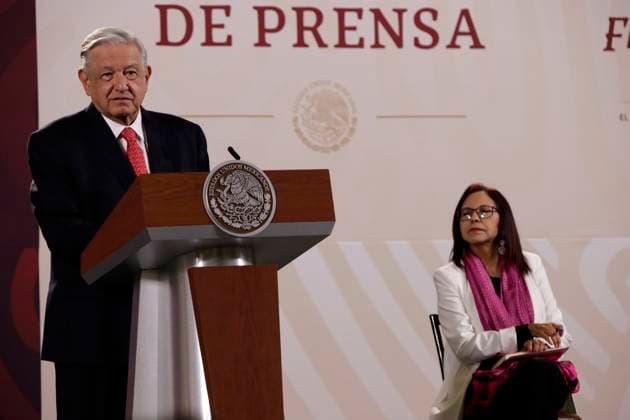 Mexiko, Präsident Andres Manuel Lopez Obrador Pressekonferenz in Mexiko-Stadt The president of Mexico, Andres Manuel Lopez Obrador in conference with reporters August 28, 2023, Mexico City, Mexico: The President of Mexico, Andres Manuel Lopez Obrador, and the Secretary of Public Education, Leticia Ramirez, at the press conference before reporters at the National Palace in Mexico City. on August 28, 2023 in Mexico City, Mexico (Photo by Luis Barron Eyepix Group). Copyright: xLuisxBarronx xEyepixxGroupx LB_20230828_AMLO1