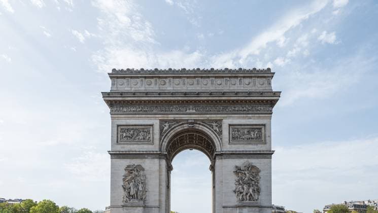 Außenaufnahme des Arc de Triomphe de lÕƒtoile Paris Paris Frankreich *** Exterior shot of Arc de Triomphe de lÕƒtoile Paris Paris France