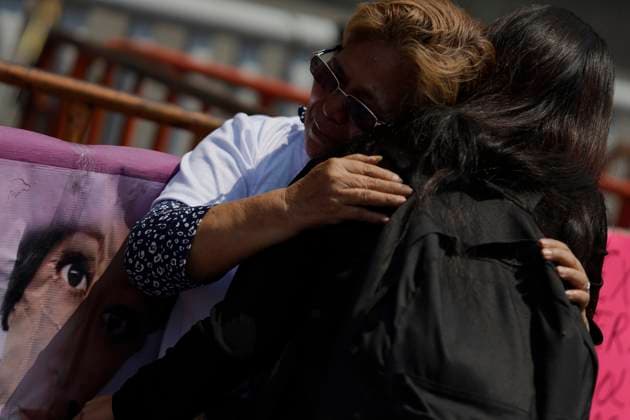Mothers And Relatives Of Femicide Victims Demand Justice Outside The National Palace In Mexico City In a white shirt, mother of Paola Yazmin, a victim of femicide, demands justice outside the National Palace in Mexico City. Paola Yazmin was found dead in a cistern at the David Gomez Federal Elementary School in Chiapas on December 8, 2022, when the students were in class. Eight months after the tragic event, the family has still not found justice. Mexico City Mexico City Mexico  Copyright: xGerardoxVieyrax originalFilename: vieyra-notitle230829_np1b3.jpg
