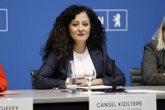 Cansel Kiziltepe Press Conference of the Alliance for Training , on 30 08 2023 in Berlin, Rotes Rathaus, R 319 , Germany