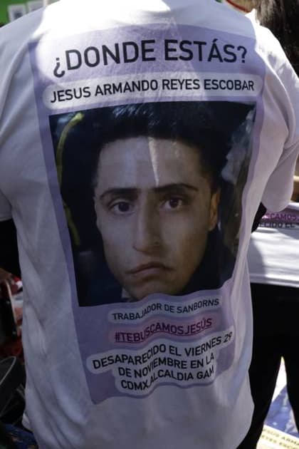 Mexiko, Internationaler Tag der Verschwundenen in Mexiko-Stadt International day of the victims of forced disappearance in Mexico August 30, 2023, Mexico City, Mexico: Relatives and activists commemorate the International Day of the Victims of Enforced Disappearance; They demand justice and investigations of their cases to locate their relatives. Protests at the Glorieta of the Disappeared in Mexico City. on August 30, 2023 in Mexico City, Mexico (Photo by Luis Barron Eyepix Group). Copyright: xLuisxBarronx xEyepixxGroupx LB_20230830_DESAPARECIDOS2