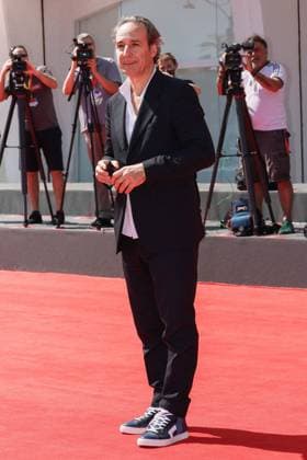 Venice - Premio Cartier Glory To The Filmaker Award Ceremony Alexandre Desplat arrives to Palazzo del Cinema to attending award ceremony of Premio Cartier Glory to the Filmaker 2023 at the 80th Venice International Film Festival on September 01, 2023 in Venice, Italy. Photo by Marco Piovanotto ABACAPRESS:COM Venice Italy  Copyright: xPiovanottoxMarco ABACAx 865934_003 PiovanottoxMarco ABACAx 865934_003