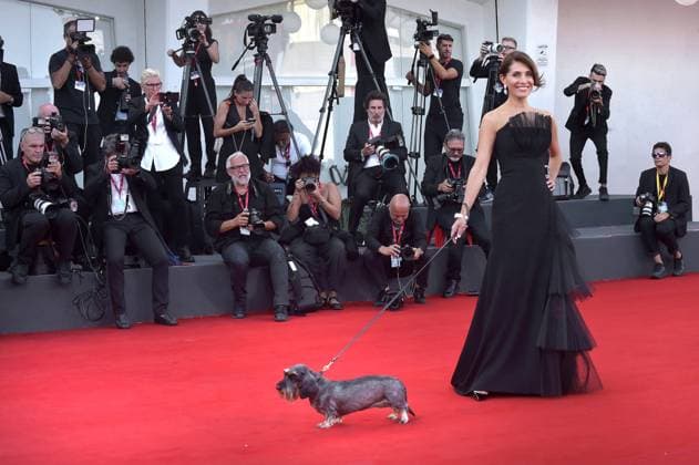 Caterina Murino attends a red carpet for the movie Poor Things at the 80th Venice International Film Festival at on Friday, September 1, 2023 in Venice, Italy.  VEN20230901240 RoccoxSpaziani