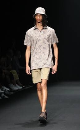 September 2, 2023, Tokyo, Japan - A model displays a creation of 1PIU1UGUALE3 GOLF 2024 Spring Summer collection designed by Tomohiro Ozawa in Tokyo on Saturday, September 2, 2023 as a part of the Fashion Week Tokyo. (photo by Yoshio Tsunoda AFLO)  , aflo_227978597.jpg,