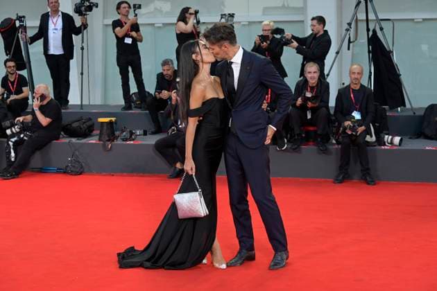 September 2, 2023, Venice Lido, Italy: Veronica Papa (l) and Fabio Fulco (r) attend the red carpet of Premio Kineo at 80 Venice Film Festival at Palazzo del Cinema. Venice Lido Italy - ZUMAs197 20230902_aaa_s197_300 Copyright: xMarioxCartellix
