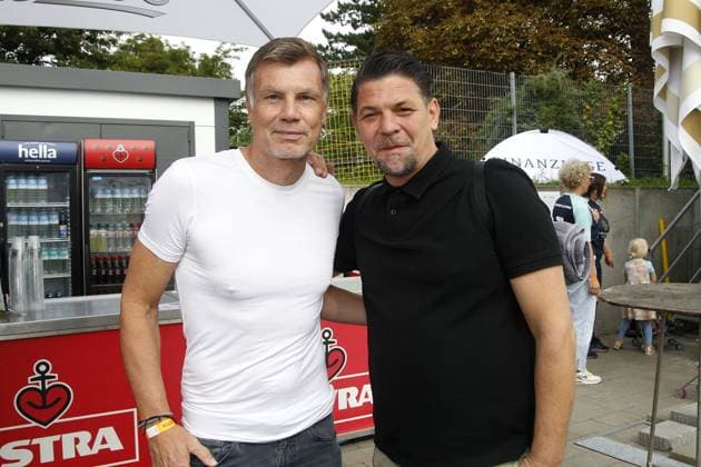Thomas Helmer and Tim Maelzer at the charity football match Kicken mit Herz for the benefit of the childrens cardiac ward of the University Hospital Eppendorf on 3 09 2023 in Hamburg Kicken mit Herz charity football event in Hamburg