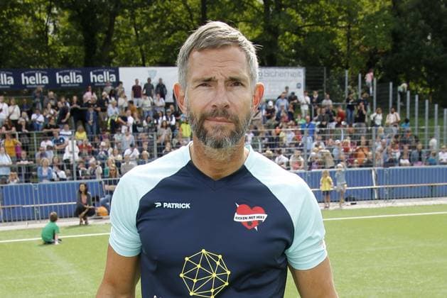 Micky Beisenherz at the charity football match Kicken mit Herz for the benefit of the childrens cardiac ward of the University Hospital Eppendorf on 3 09 2023 in Hamburg Kicken mit Herz charity football event in Hamburg