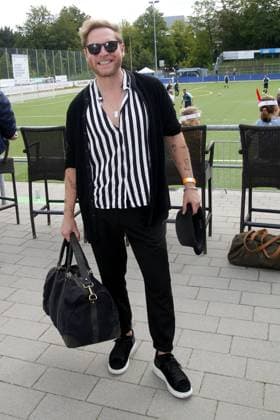 Johannes Oerding at the charity football match Kicken mit Herz for the benefit of the childrens heart ward of the University Hospital Eppendorf on 3 09 2023 in Hamburg Kicken mit Herz charity football event in Hamburg