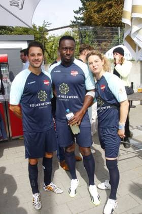 Kostja Ullmann, Jerry Kwarteng and Anjorka Strechel at the charity soccer match Kicken mit Herz for the benefit of the childrens cardiac ward of the University Hospital Eppendorf on 3 09 2023 in Hamburg Kicken mit Herz charity soccer event in Hamburg