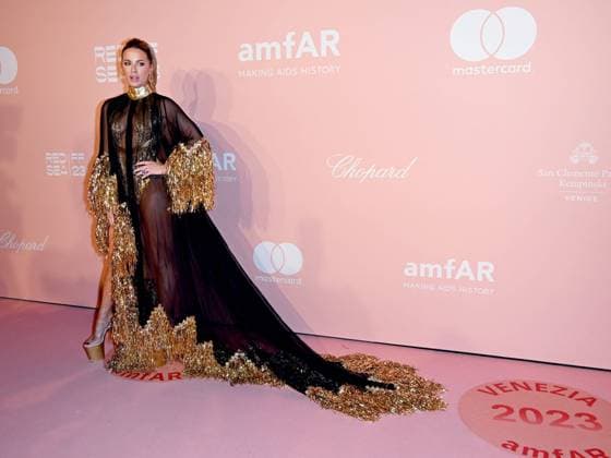 Bilder des Jahres 2023, Entertainment 09 September Entertainment Themen der Woche KW35 Entertainment Bilder des Tages Venice, 80th Venice Film Festival 2023 - amfAR Gala Venice, 80th Venice Film Festival 2023 - amfAR Gala In the photo: kate beckinsale Venice Italy  Copyright: xIPA ABACAx BRIPA20230903_1142 IPA ABACAx BRIPA20230903_1142