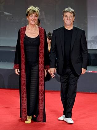 Venice, 80th Venice Film Festival 2023 - Evening 5 - red carpet Filming Italy. In the photo Giorgio Tirabassi, Francesca Antonini  Copyright: xManuelexMangiarottix xipa-agencyx xPoolxPhotoxEventsx02x IPA_IPA40045352