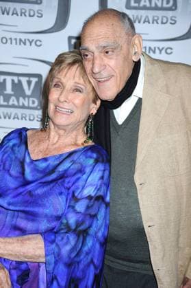 TV Land Awards 2011 Cloris Leachman and Abe Vigoda attending The TV Land Awards 2011 on April 10, 2011 at the Jacob Javits Center in New York City. photo by Robin Platzer Twin Images LFI, Credit:Robin Platzer Avalon United States of America, New York  Copyright: xRobinxPlatzerx xAvalonx 0503129623