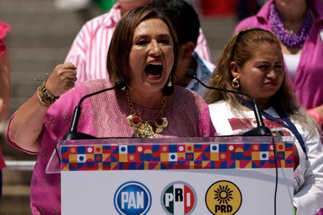 Xochitl Galvez Hailed As Opposition Candidate For 2024 Election - Mexico Mexican Senator and presidential pre-candidate for the Frente Amplio por Mexico party, Xochitl Galvez delivers her speech during a rally to celebrate her designation at the Angel de la Independencia in Mexico City on September 3, 2023. Galvez, a 60-year-old computer engineer and self-made businesswoman, secured the support of the opposition bloc after an internal contest decided by public opinion polling. Photo by Luis Barron Eyepix Group ABACAPRESS.COM Mexico City Mexico City Mexico  Copyright: xBarronxLuis Eyepix ABACAx 866182_003 BarronxLuis Eyepix ABACAx 866182_003