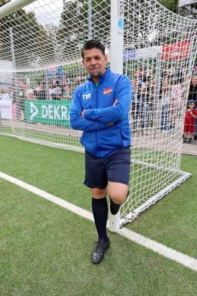 Tim Mälzer at the charity soccer match Kicken mit Herz 2023 in favor of the heart center of the UKE in the Stadiun Hoheluft Hamburg, 03 09 2023 Foto:xgbrcix xFuturexImagex kicken_3945