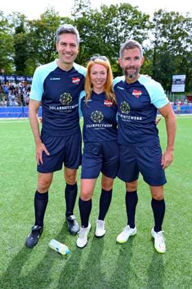 Ingo Zamperoni, Esther Roling and Micky Beisenherz at the charity soccer match Kicken mit Herz 2023 in aid of the UKE Heart Center at the Stadiun Hoheluft Hamburg, 03 09 2023 Foto:xgbrcix xFuturexImagex kicken_3954