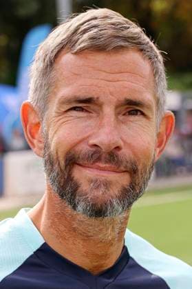 Micky Beisenherz at the charity soccer match Kicken mit Herz 2023 in favor of the heart center of the UKE at the Stadiun Hoheluft Hamburg, 03 09 2023 Foto:xgbrcix xFuturexImagex kicken_3957