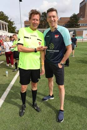 Lou Richter and Steffen Hallaschka at the charity soccer match Kicken mit Herz 2023 in aid of the UKE Heart Center at the Stadiun Hoheluft Hamburg, 03 09 2023 Foto:xgbrcix xFuturexImagex kicken_3962