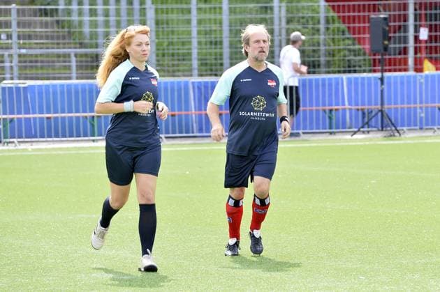Esther Roling, Bjarne Maedel at the charity soccer match Kicken mit Herz for the benefit of the childrens heart ward of the University Hospital Eppendorf in Hamburg on 03 09 2023