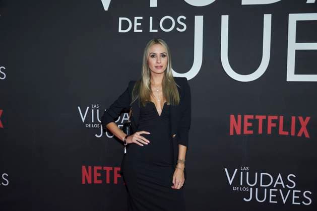 September 5, 2023, Mexico City, Mexico: Odalys RamoÂ­rez poses for photos during the red carpet of the Premier for Ã¢â‚¬ËœThe Widows of ThursdaysÃ¢â‚¬â ¢ (Las Viudas de los Jueves) Netflix original series . on September 5, 2023 in Mexico City, Mexico. Mexico City Mexico - ZUMAe321 20230905_zia_e321_063 Copyright: xJaimexNogalesx