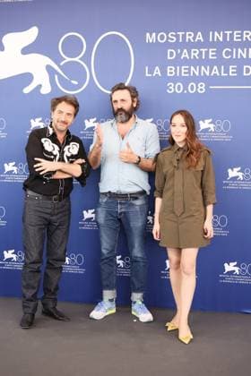 Entertainment Themen der Woche KW36 Entertainment Bilder des Tages Venice - Daaaaaali! Photocall (L-R) Edouard Baer, Director Quentin Dupieux, and AnaÃ¯s Demoustier attend a photocall for the movie Daaaaaali! at the 80th Venice International Film Festival on September 07, 2023 in Venice, Italy. Photo by Marco Piovanotto ABACAPRESS:COM Venice Italy  Copyright: xPiovanottoxMarco ABACAx 866711_069 PiovanottoxMarco ABACAx 866711_069