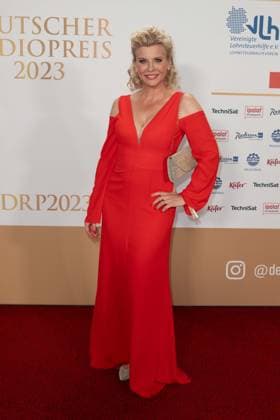 Eva HABERMANN, actress, red carpet, red carpet show, arrival, arrival, German Radio Award 2023 ceremony in Hamburg on 07 09 2022,