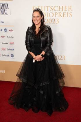 Simone PANTELEIT, presenter, red carpet, red carpet show, arrival, arrival, German Radio Award 2023 ceremony in Hamburg on 07 09 2022,