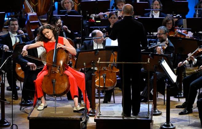 Cellist Anastasia Kobekina and conductor Paavo Jarvi perform during the concert of Zurich s Tonhalle-Orchester at the Dvorak s Prague international music festival in Prague, Czech Republic, September 7, 2023. (CTKxPhoto KaterinaxSulova) CTKPhotoP2023090708247  CTKPhotoP2023090708247