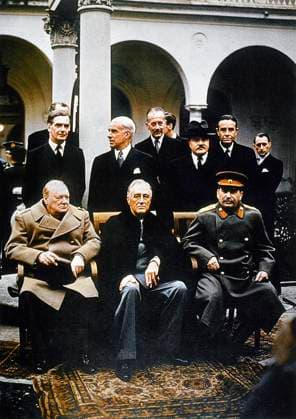 Winston Churchill, Joseph Stalin & Franklin Roosevelt at the Yalta Conference, 1945  Copyright: xABxArchivex jtv001953