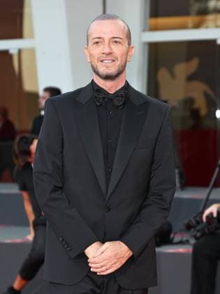 Filmfestspiele in Venedig, Nuovo Imaie Talent Award 2023 - roter Teppich Venice, 80th Venice Film Festival 2023 - Evening 10 - NuovoImaie Venice Award 2023 Red Carpet - In the photo Raffaele Riefoli, Raf  Copyright: xSimonexComix xipa-agency.netx xPoolxPhotoxEventsx02x IPA_IPA40156626