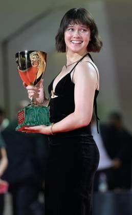 September 9, 2023, Venice: US actress Cailee Spaeny holds the Volpi Cup (Coppa Volpi) Award for Best Actress for her performance in the movie Priscilla during the closing ceremony of the 80th annual Venice International Film Festival, in Venice, Italy, 09 September 2023. The 80th edition of the Venice Film Festival runs from 30 August to 09 September 2023. ANSA ETTORE FERRARI Venice  - ZUMAa110 20230909_zaf_a110_081 Copyright: xEttorexFerrarix