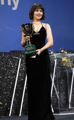 September 9, 2023, VENICE: US actress Cailee Spaeny holds the Volpi Cup (Coppa Volpi) Award for Best Actress for her performance in the movie Priscilla during the closing ceremony of the 80th annual Venice International Film Festival, in Venice, Italy, 09 September 2023. The 80th edition of the Venice Film Festival runs from 30 August to 09 September 2023. ANSA CLAUDIO ONORATI. VENICE  - ZUMAa110 20230909_zaf_a110_089 Copyright: xClaudioxOnoratix