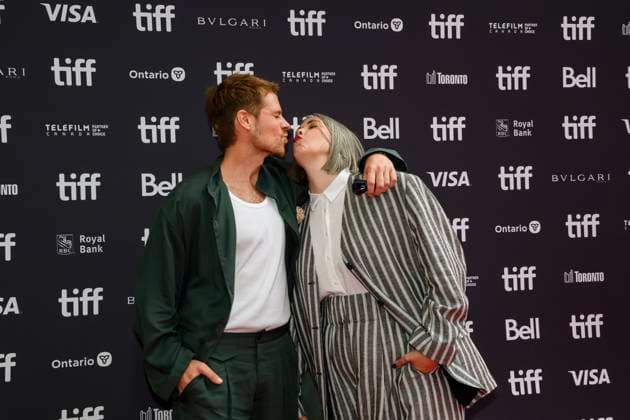 Entertainment Bilder des Tages September 9, 2023, Toronto, ON, Canada: Producer Sean OöÄà Neil and director Chelsea McMullan are photographed on the red carpet for the film öÄuSwan SongöÄù during the Toronto International Film Festival, in Toronto, Saturday, Sept. 9, 2023. Toronto Canada - ZUMAc35_ 20230909_zaf_c35_076 Copyright: xChristopherxKatsarovx