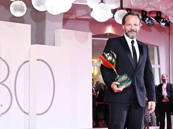 Venice, 80th Venice Film Festival 2023 - evening 11. Red Carpet Awarded Venice, 80th Venice Film Festival 2023 - evening 11. Red Carpet Award winners In the photo: Peter Sarsgaard Venice Italy  Copyright: xIPA ABACAx BRIPA20230909_904 IPA ABACAx BRIPA20230909_904