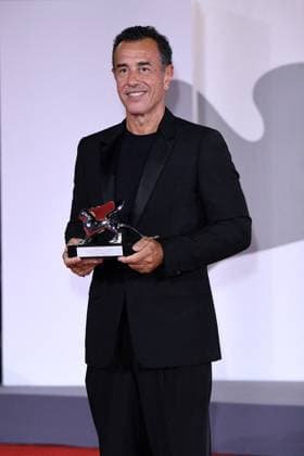 80th Venice Film Festival 2023, Awards ceremony - Awards ceremony 80th Venice Film Festival 2023, Awards ceremony - Awards ceremony . Pictured: SILVER LION AWARD FOR BEST DIRECTOR to: Matteo Garrone for the film IO CAPITANO Venice Italy  Copyright: xIPA ABACAx BRIPA20230909_1020 IPA ABACAx BRIPA20230909_1020
