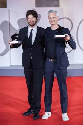 Venice Winners Red Carpet Alex Braverman poses with the Venice Classics Award for Best Documentary for Thank You Very Much and Winner of the Best Restored Film Award for Ohikkoshi (Moving) during the Winners Red Carpet as part of the 80th Venice Film Festival (Mostra) in Venice, Italy on September 09, 2023. Photo by Aurore Marechal ABACAPRESS.COM Venice Italy  Copyright: xMarechalxAurore ABACAx 867017_050 MarechalxAurore ABACAx 867017_050
